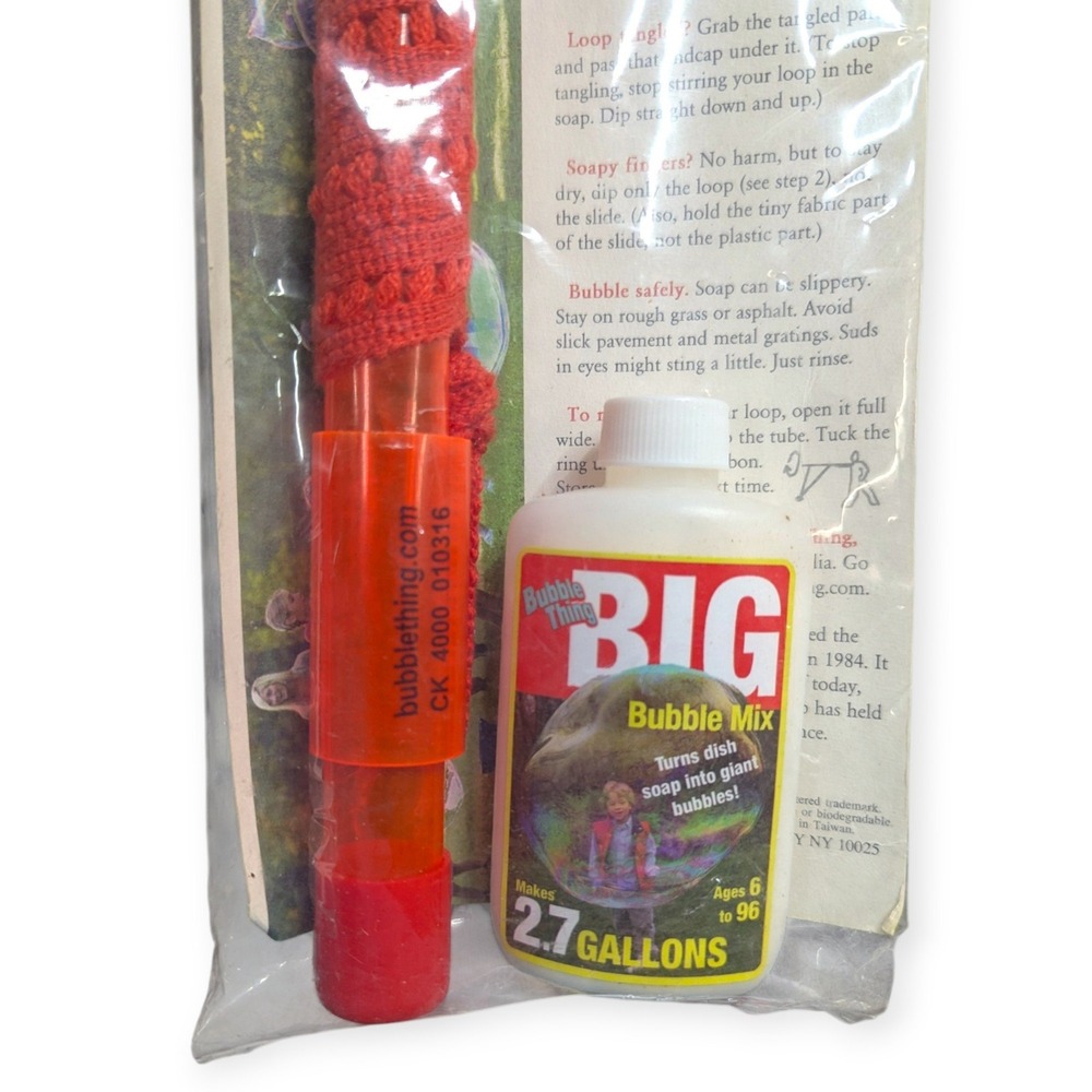 Bubble Thing Big Bubbles Giant Bubble Wand Kit with 2.7 Gallon Mix Concentrate - Picture 3 of 3